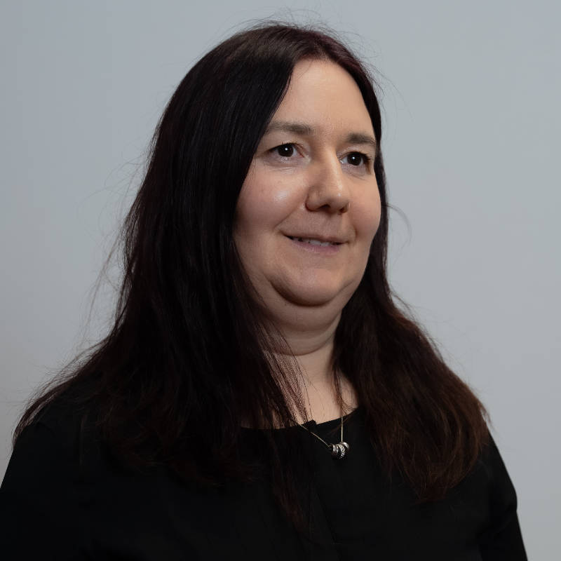 Corinne Bruhat : Assistante du cabinet